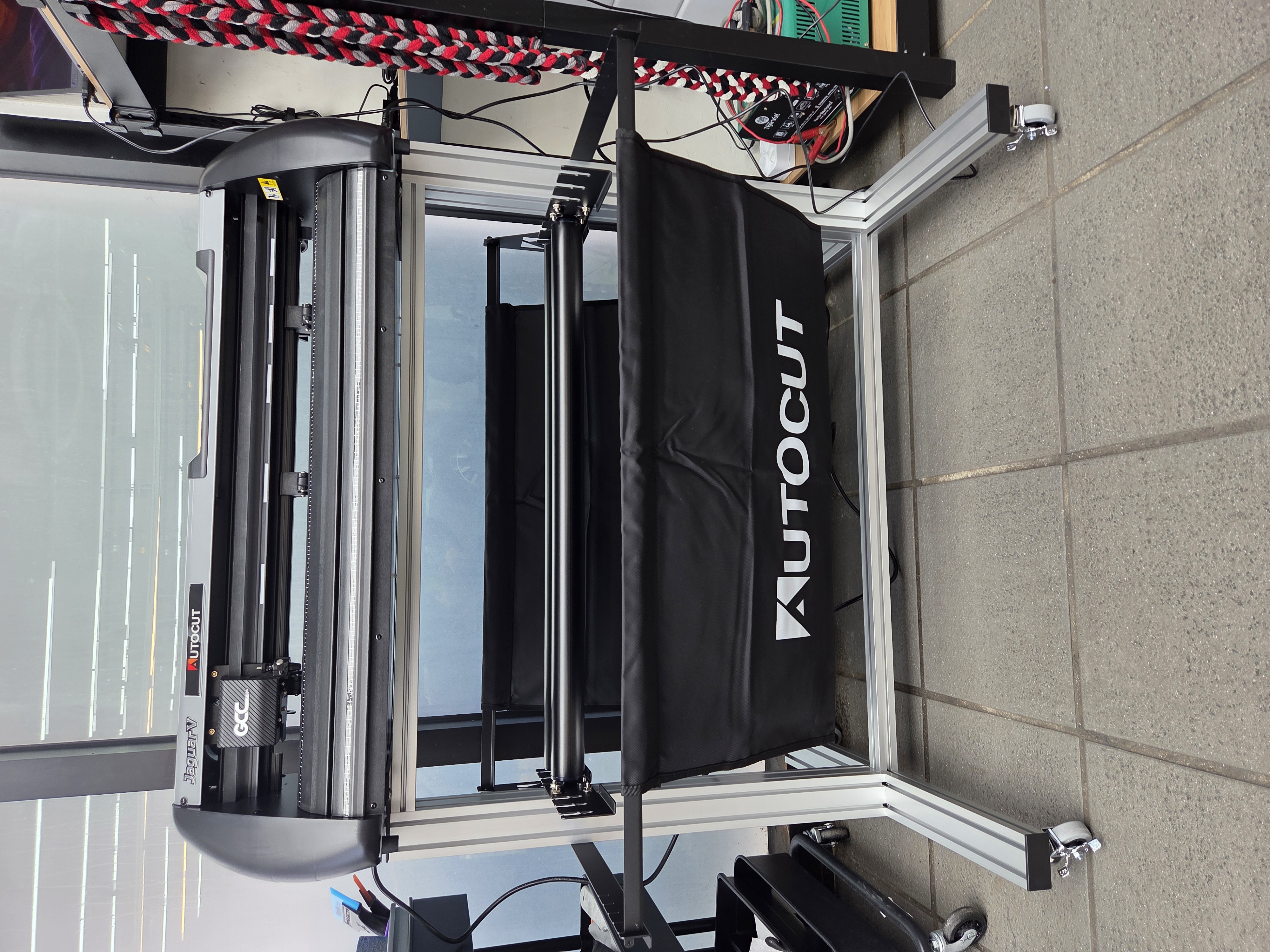 260206 성남 레이어드J5-61 단폭재단기 설치 첨부파일 : 1772770528_3.jpg