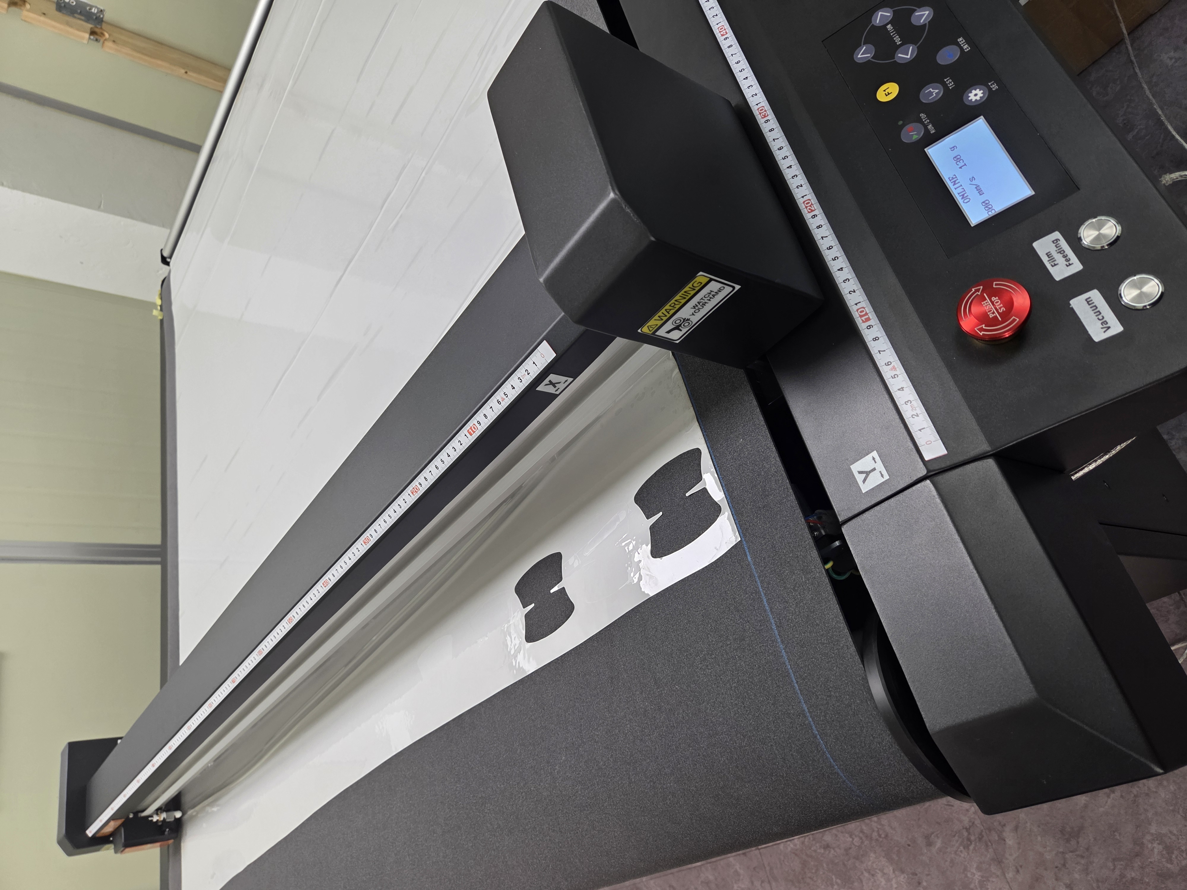 260206 인천 뉴본 F1612 평판재단기 설치 첨부파일 : 1772770936_9.jpg